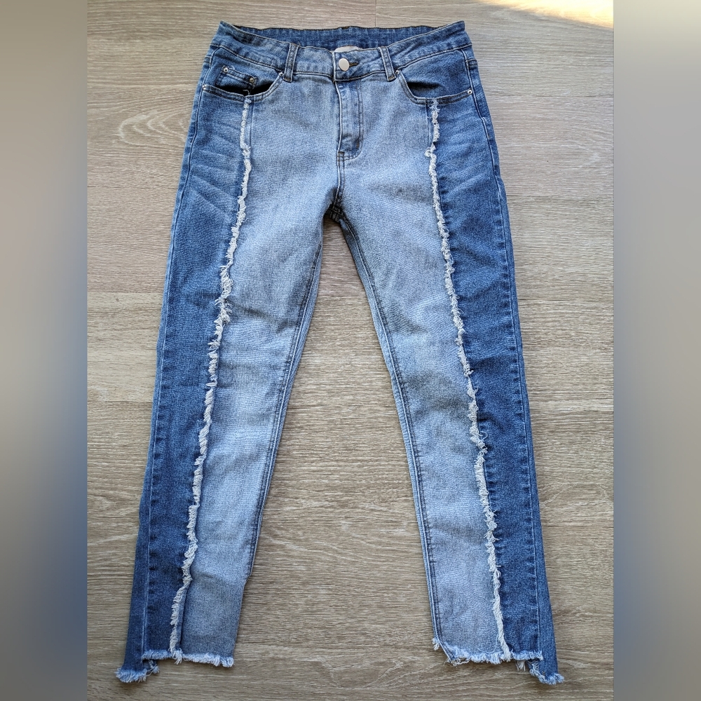 Hayden Two-toned Distressed Cropped Jeans